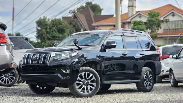 Toyota Land Cruiser Prado 2.8 2020 Black