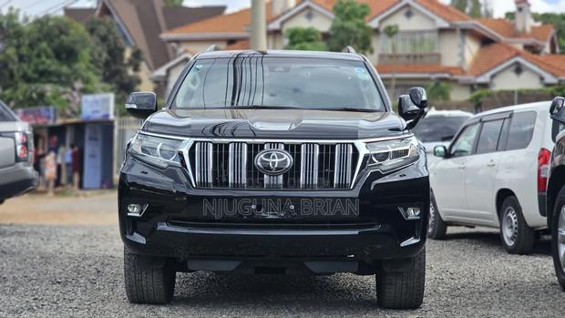 Toyota Land Cruiser Prado 2.8 2020 Black