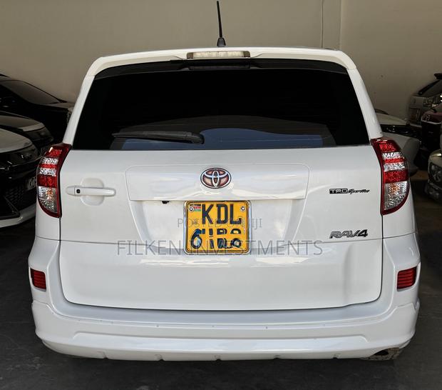 Toyota RAV4 2015 White