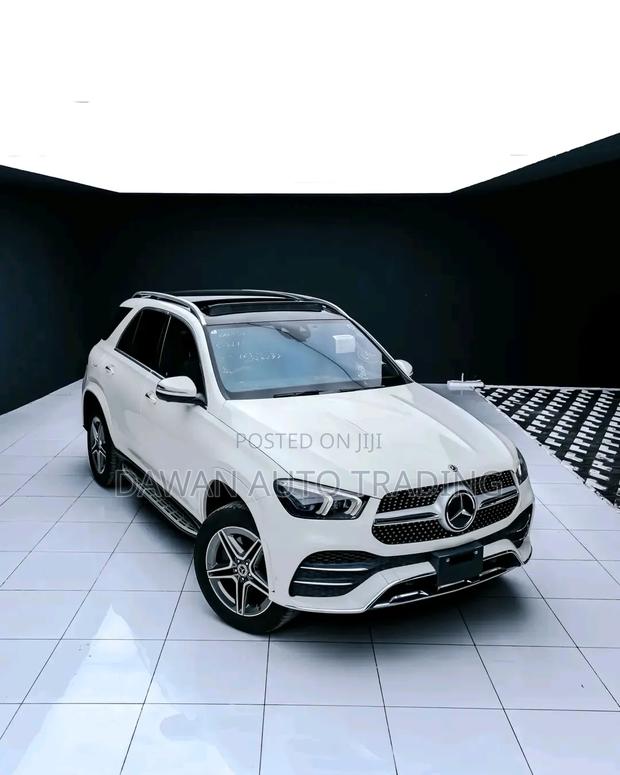 Mercedes-Benz GLE-Class GLE 400d 4MATIC 2020 White
