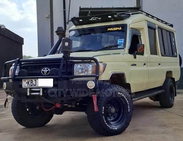 Toyota Land Cruiser 79 Series 2008 Beige