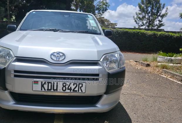 Toyota Probox 2019 Silver