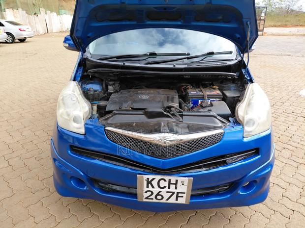Toyota Ractis 1.5 FWD 2010 Blue