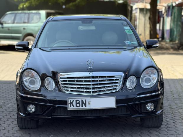 Mercedes-Benz E320 2003 Black