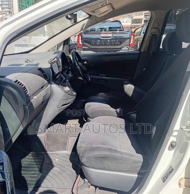 Toyota Wish 2006