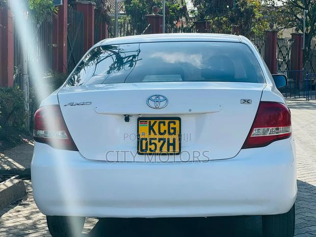 Toyota Axio 1.5 G 2WD 2010 White