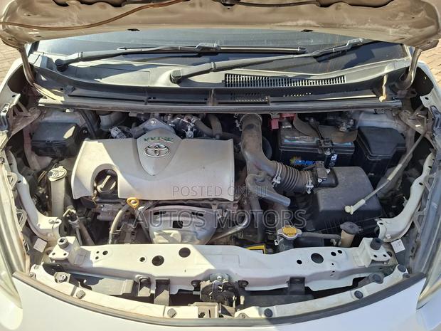 Toyota Sienta 1.5 FWD (6-seater) 2017 Pearl