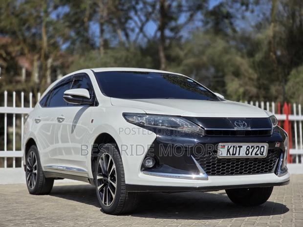 Toyota Harrier 2.0 Turbo GR Sport 2018 White