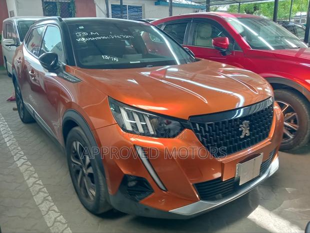 Peugeot 2008 2021 Orange