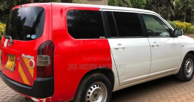 Toyota Probox 2014 Red