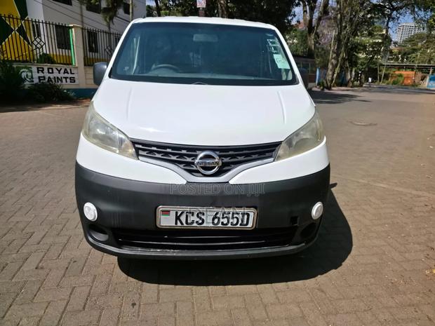 Nissan NV200 2012 White