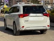 Mitsubishi Outlander 2019 White for sale
