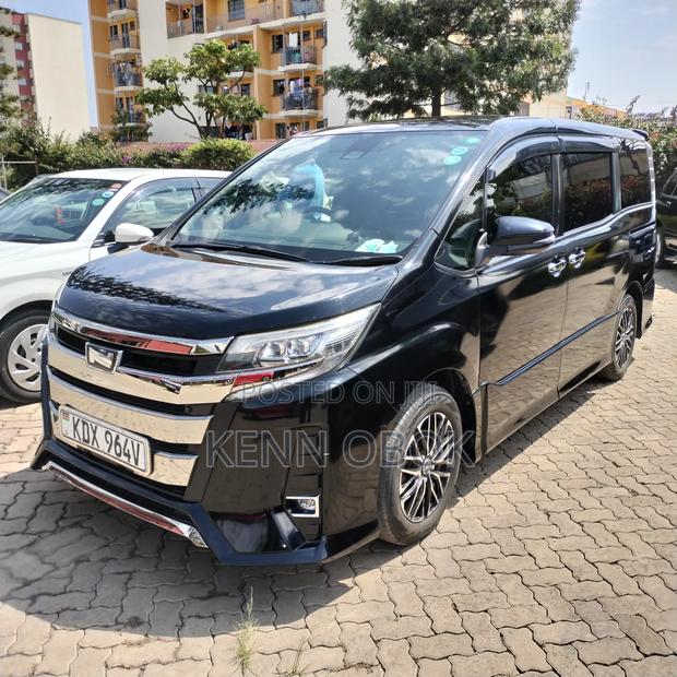 Toyota Noah 2.0 FWD (8 Seater) 2019 Black