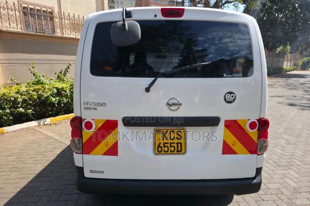 Nissan NV200 2012 White