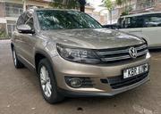 Volkswagen Tiguan 2.0 S 4Motion 2012 Gold for sale