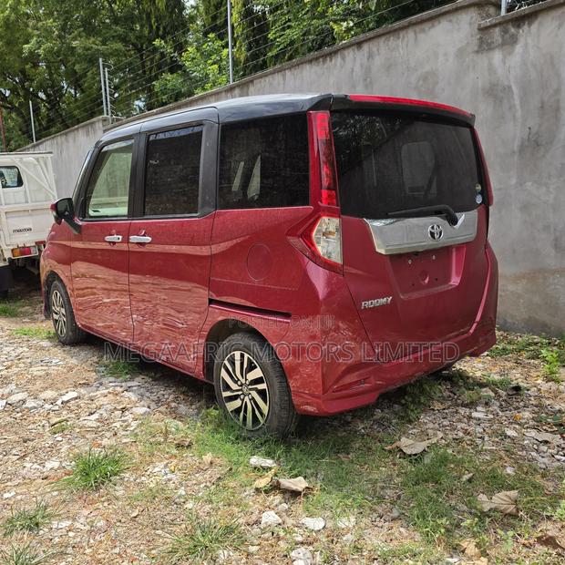 Toyota Roomy 1.0 FWD 2019 Red