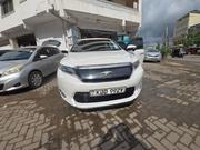 Toyota Harrier 2.0 2014 Pearl for sale