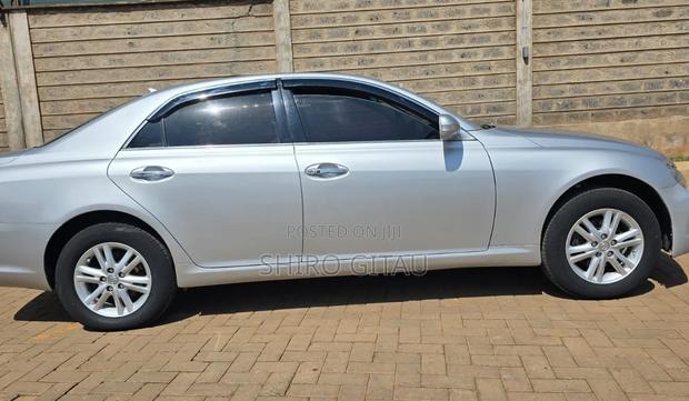 Toyota Mark X 2006 Silver