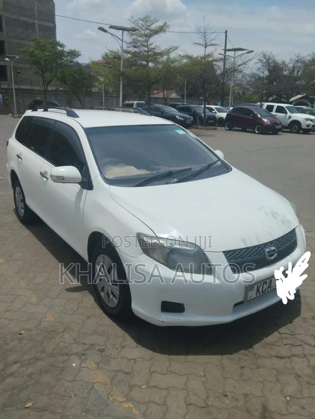 Toyota Corolla Fielder 2009 White