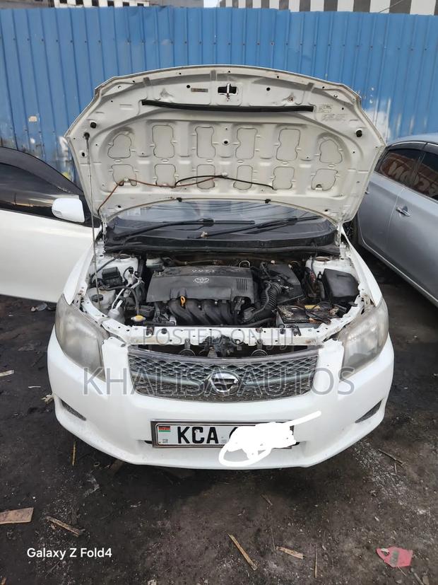 Toyota Corolla Fielder 2009 White