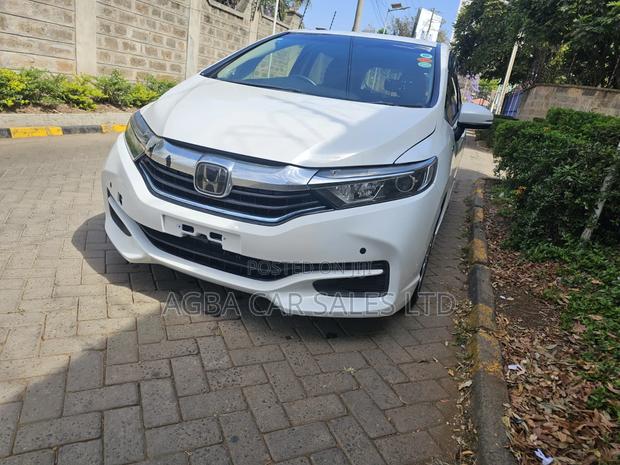 Honda Fit Shuttle 2019 Pearl