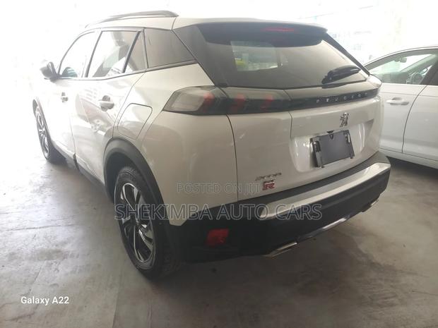 Peugeot 2008 1.2 PureTech (155 Hp) 2021 White