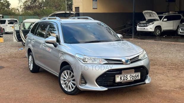 Toyota Corolla Fielder 1.5 Petrol FWD 2018 Silver