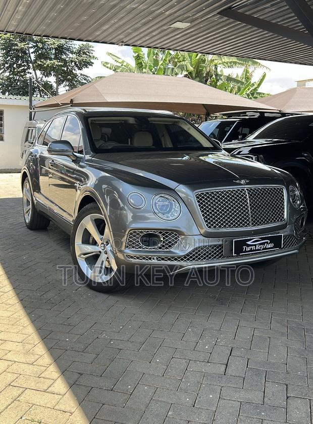 Bentley Bentayga W12 AWD 2017 Gray