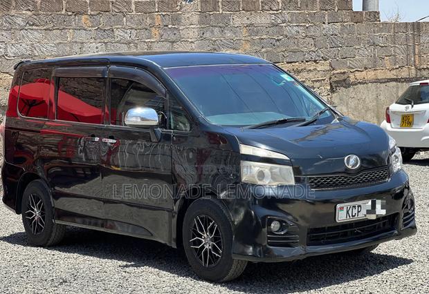Toyota Voxy X 2WD 7-Seater 2010 Black