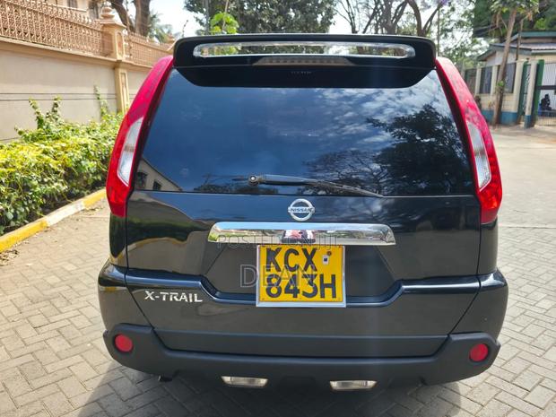 Nissan X-Trail 2012 Black