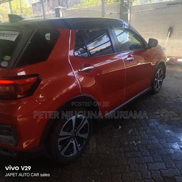 Daihatsu Rocky 2020 Orange