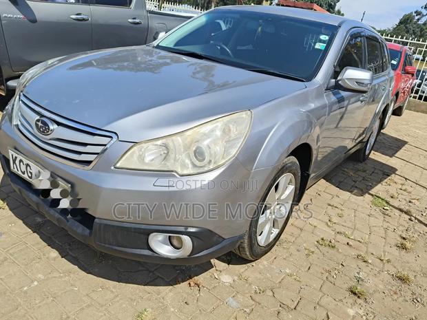 Subaru Outback 2009 Silver