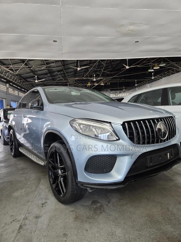 Mercedes-Benz GLE-Class 2015 Blue