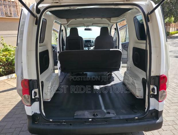 Nissan NV200 2012 White