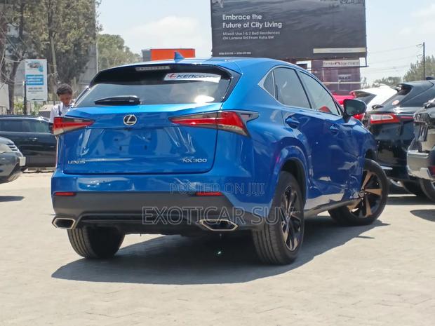 Lexus NX 200 FWD 2020 Blue