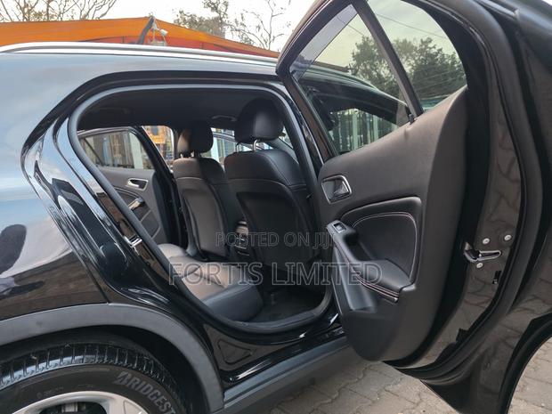Mercedes-Benz GLA-Class 2018 Black