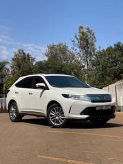 Toyota Harrier 2017 White for sale