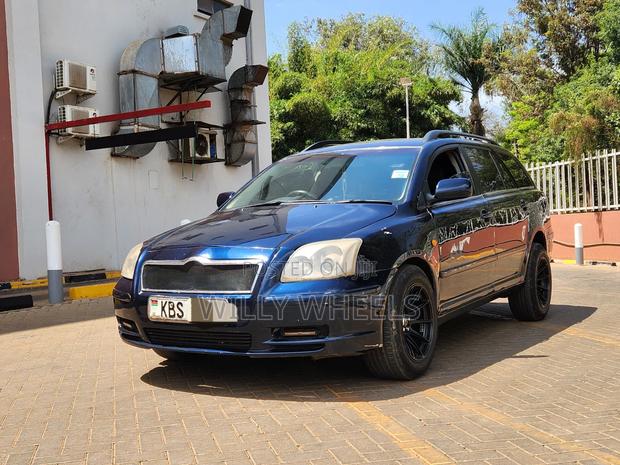 Toyota Avensis 2.0 D-4D 2005 Blue
