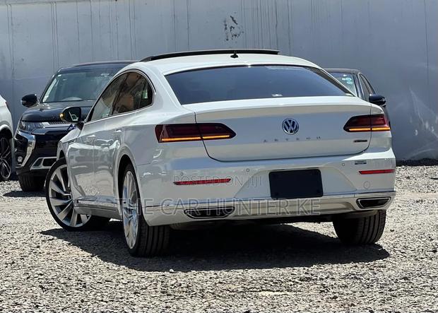 Volkswagen Arteon 2019 Off white