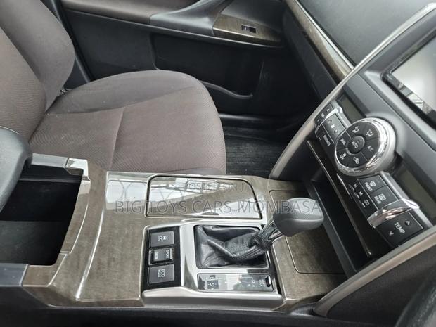 Toyota Mark X 2017 Silver