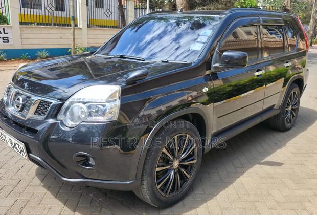Nissan X-Trail 2.0 Petrol XE 2012