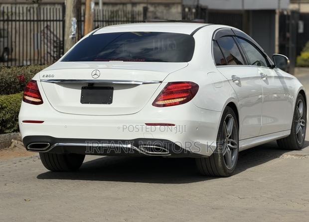 Mercedes-Benz E200 2019 White