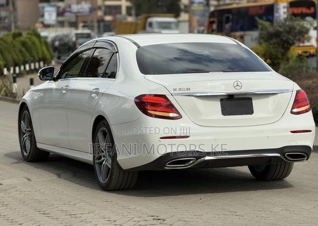 Mercedes-Benz E200 2019 White