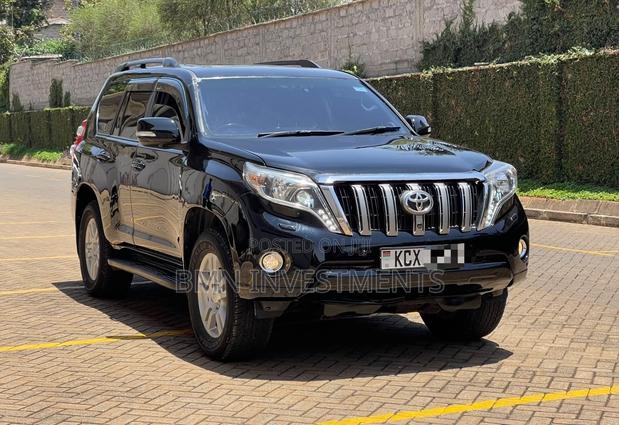 Toyota Land Cruiser Prado 2012 Black