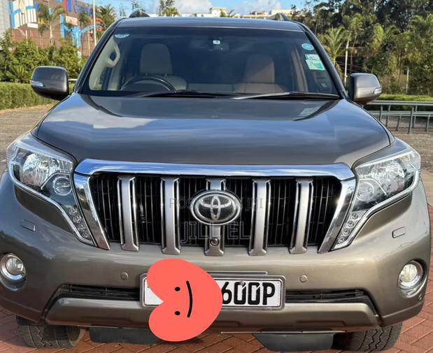 Toyota Land Cruiser Prado 2015 Gold