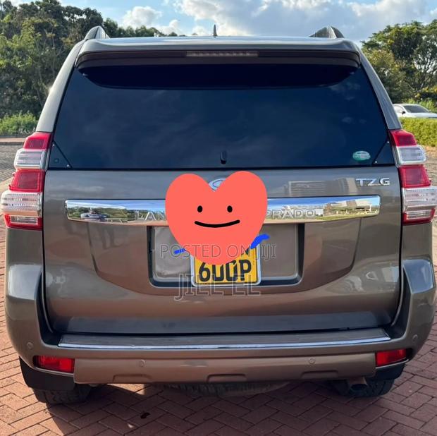 Toyota Land Cruiser Prado 2015 Gold