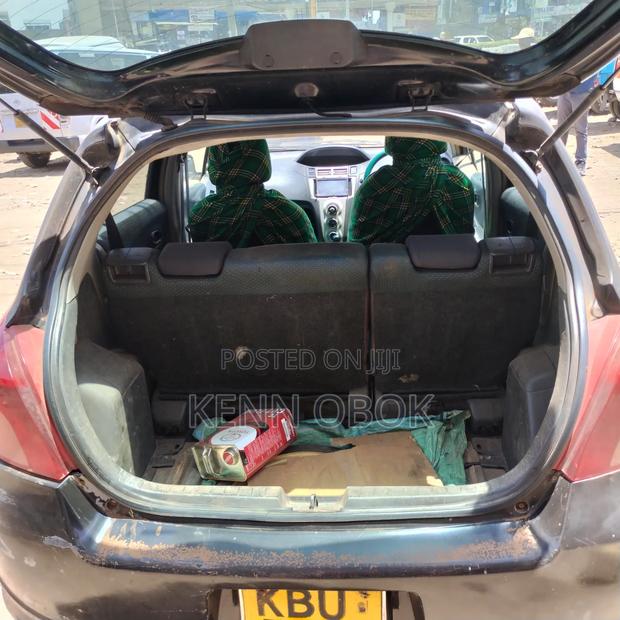 Toyota Vitz 1.3 FWD 5dr 2006 Black