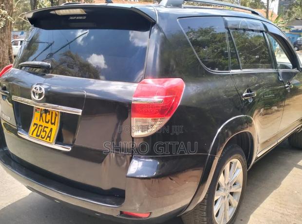 Toyota Vanguard 2012 Black
