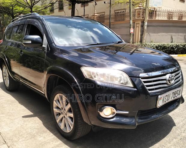 Toyota Vanguard 2012 Black