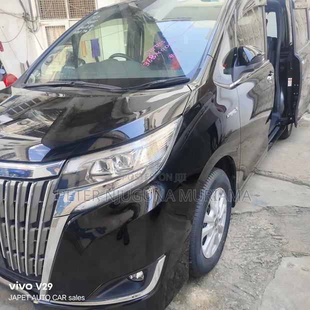Toyota Esquire 1.8 FWD Hybrid (7 seater) 2020 Black